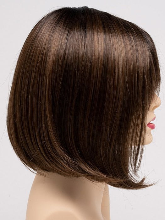 MACCHIATO | A blend of Chestnut Brown and Soft Dark Blonde with Dark Brown Roots