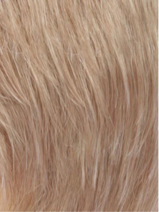 R16/88H | Honey Blonde with Lightest Blonde Highlights