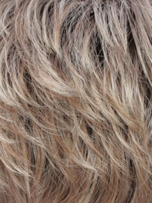 RH1488RT8 | Highlighted Copper Blonde With Golden Brown Roots