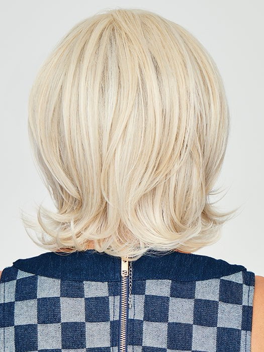 UPSTAGE by RAQUEL WELCH in RL16/22 ICED SWEET CREAM | Pale Blonde with Slight Platinum Highlighting