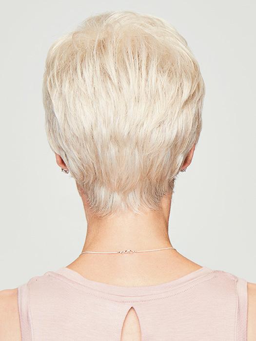 R16/22 ICED SWEET CREAM | Pale Blonde with Slight Platinum Highlighting