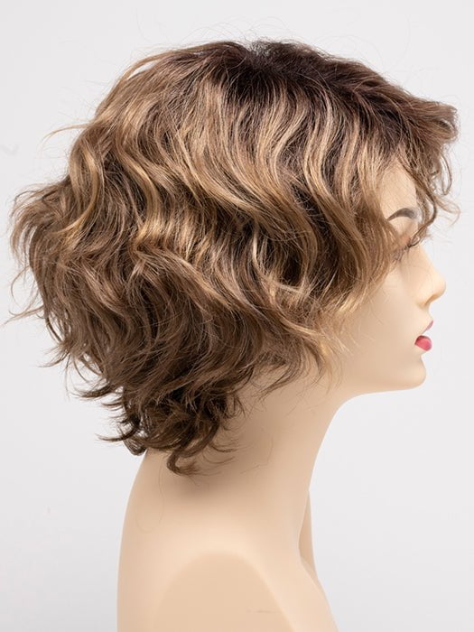 TOASTED SESAME | Medium Brown roots with overall Warm Cinnamon base and Wheat Blonde highlights