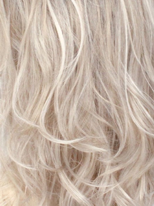 SUNLIT-BLONDE | Soft Blend of Sandy Blonde, Lightest Blonde and Iced Blonde with a Light Golden Brown Root