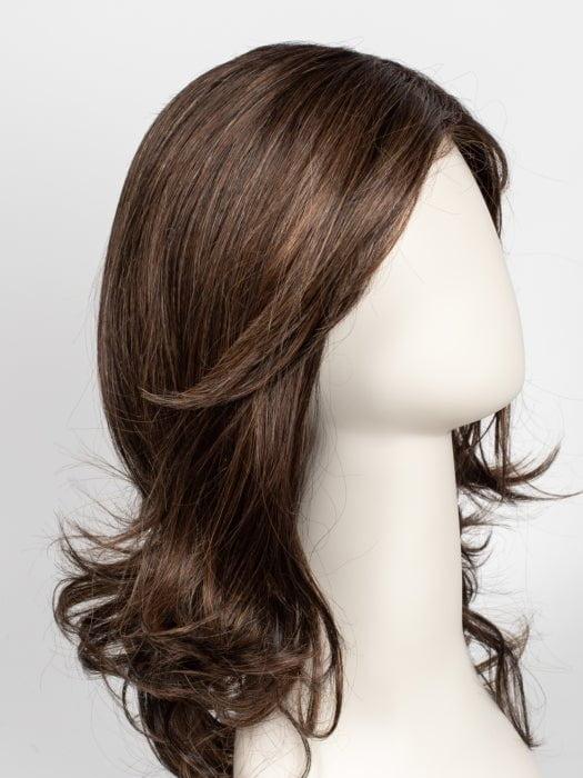 RL8/29SS SHADED HAZELNUT | Warm Medium Brown Evenly Blended with Ginger Blonde and Dark Roots