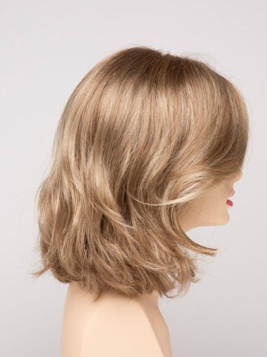 DARK BLONDE | 2 toned blend of Dark Honey Blonde with Lighter Blonde highlights