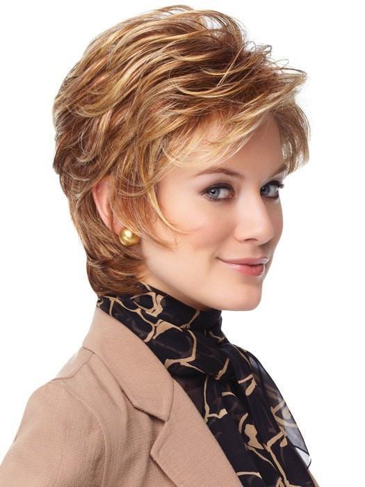 Ultra-thin adjusters at the nape for a personalized fit