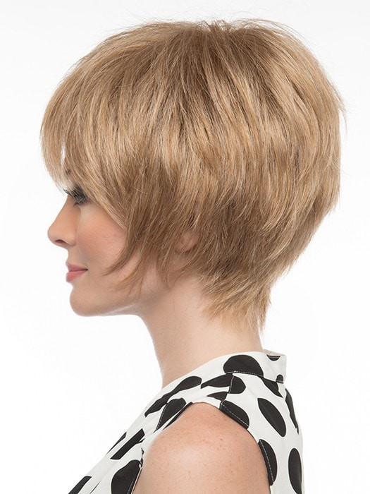  Soft, razored edges at the sides. | Color: Dark Blonde