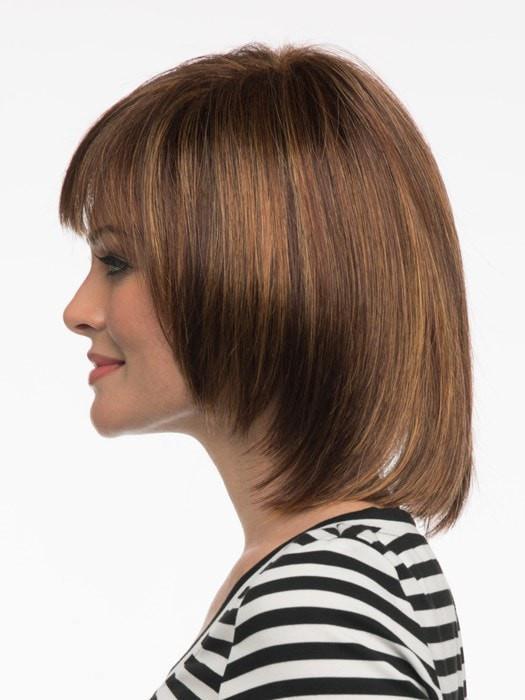 Shorter front gradually gets longer toward the nape | Color: Cinnamon Raisin 