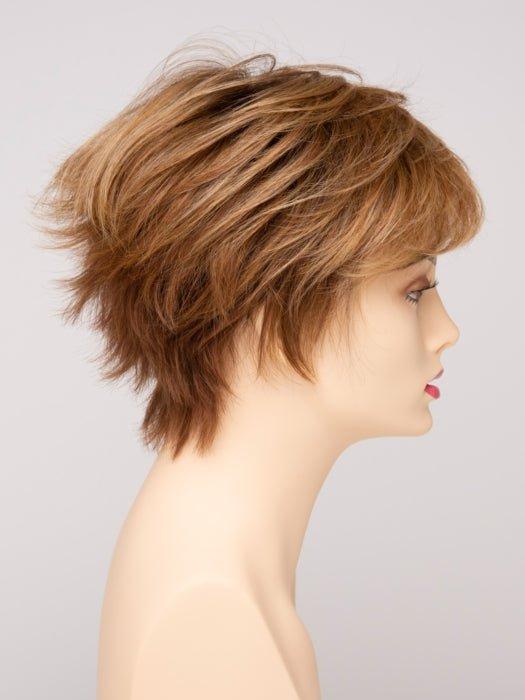 GOLDEN NUTMEG | Medium Brown roots with overall Warm Cinnamon base and Golden Blonde hightlights