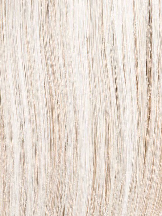 PEARL BLONDE ROOTED | Pearl Platinum, Medium Ash Blonde and Medium Blonde Blend with Shaded Roots