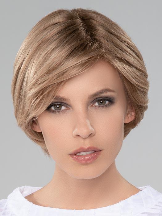 DIA by ELLEN WILLE in CHAMPAGNE MIX | Light Beige Blonde, Medium Honey Blonde, and Platinum Blonde blend