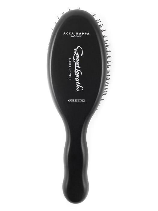 OVAL HAIR EXTENSION BRUSH by Great Lengths