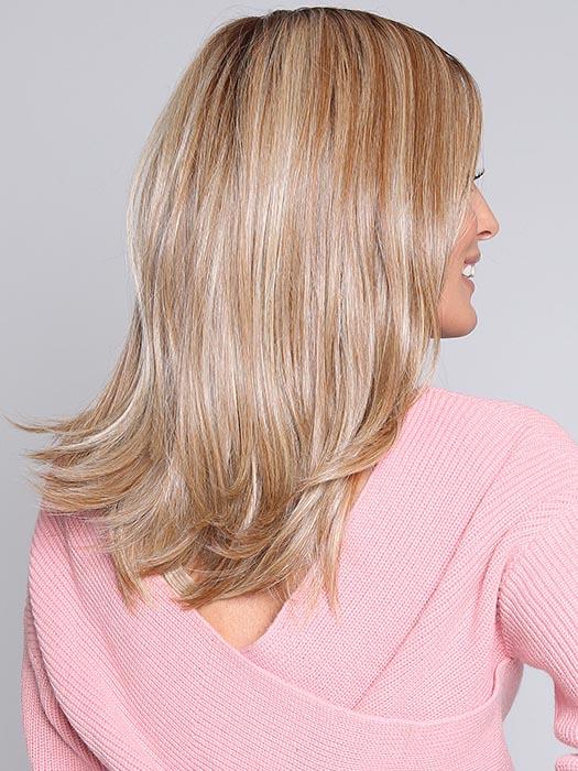 NICE MOVE by RAQUEL WELCH in RL12/22SS SHADED CAPPUCCINO | Light Golden Brown Evenly Blended with Cool Platinum Blonde Highlights with Dark Roots